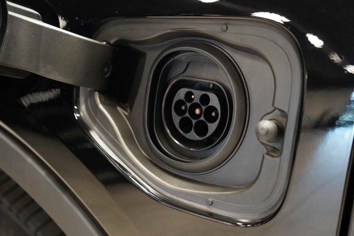 Sort Volvo XC40 fra 2022