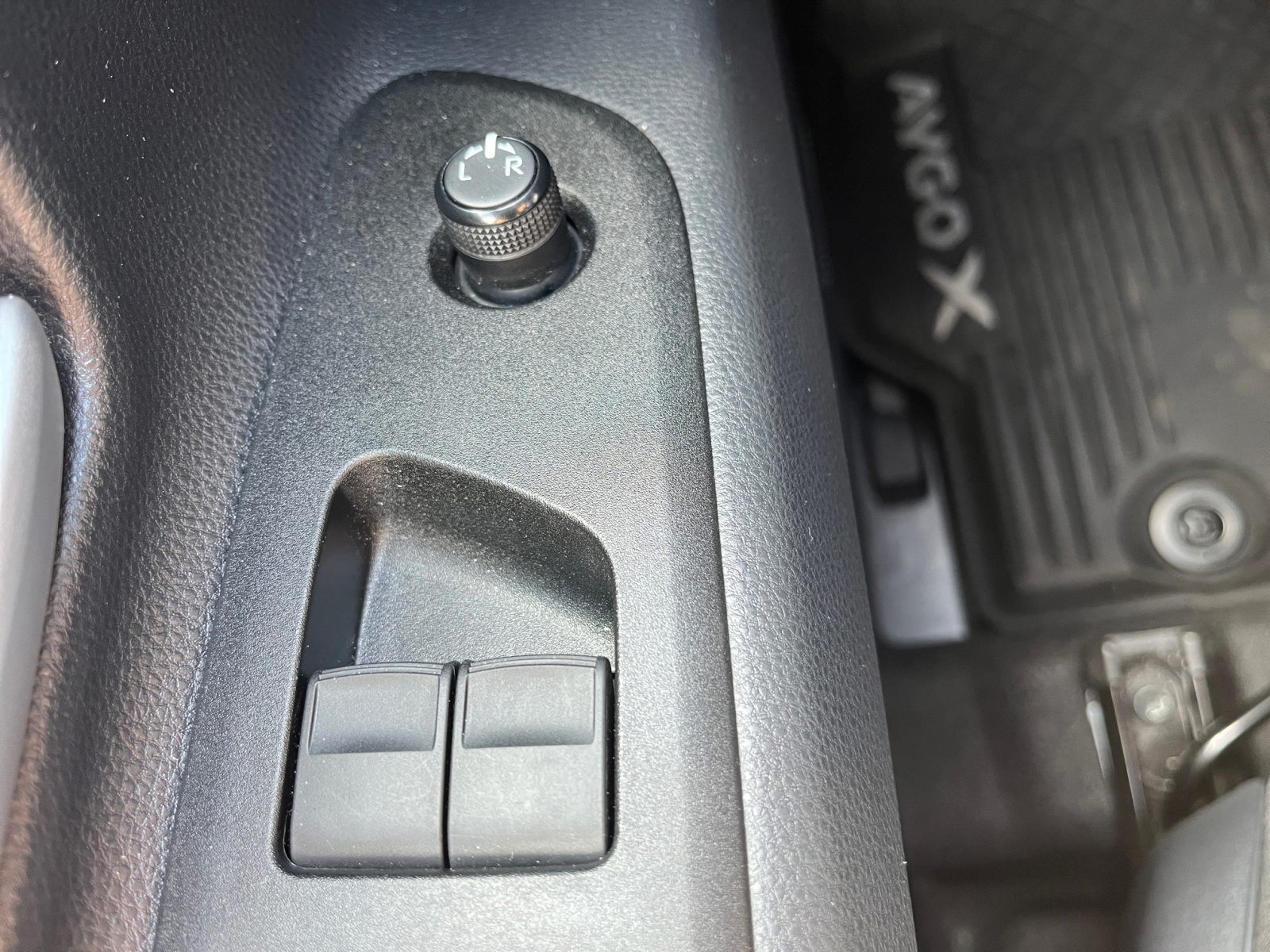 Hvid Toyota Aygo X fra 2024