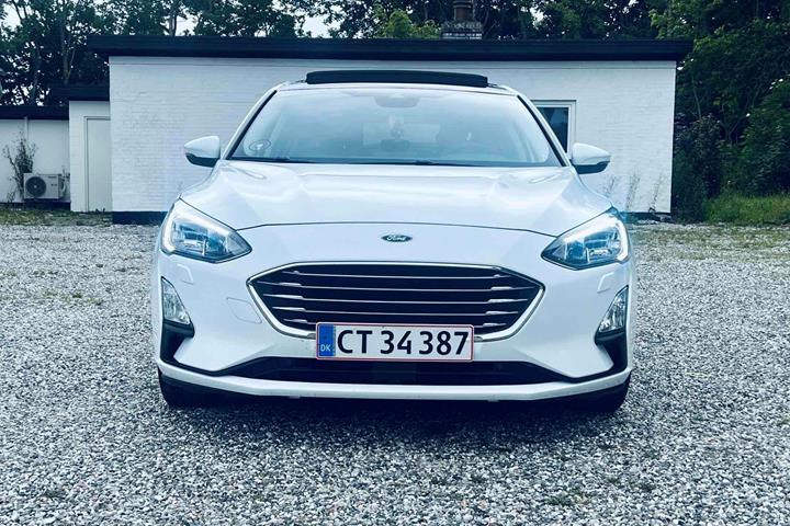 Hvid Ford Focus fra 2020