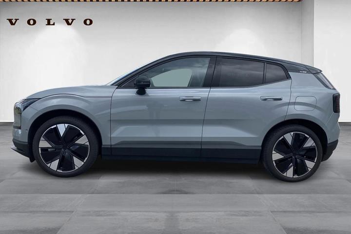 Grå Volvo EX30 fra 2025