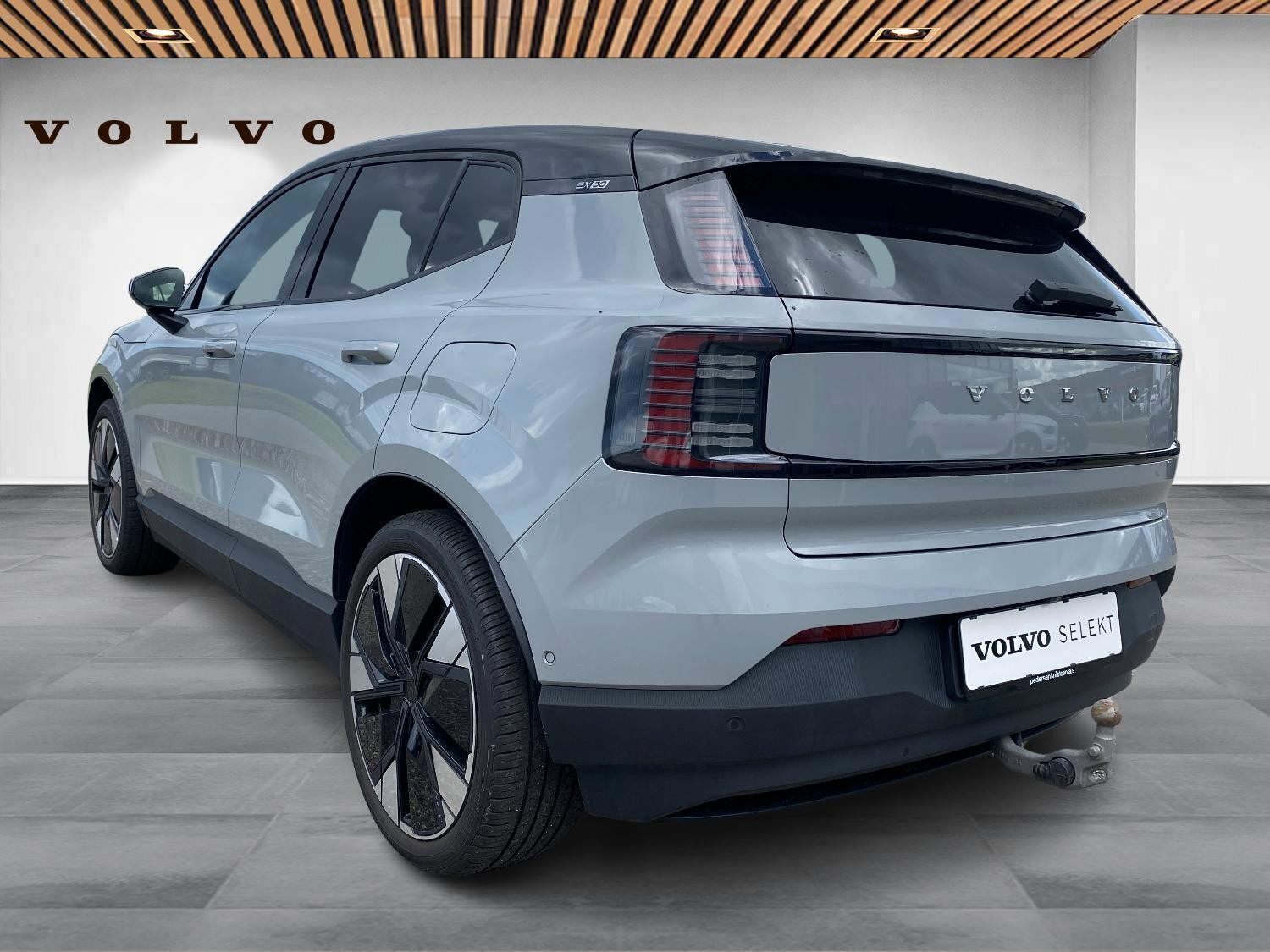 Grå Volvo EX30 fra 2025