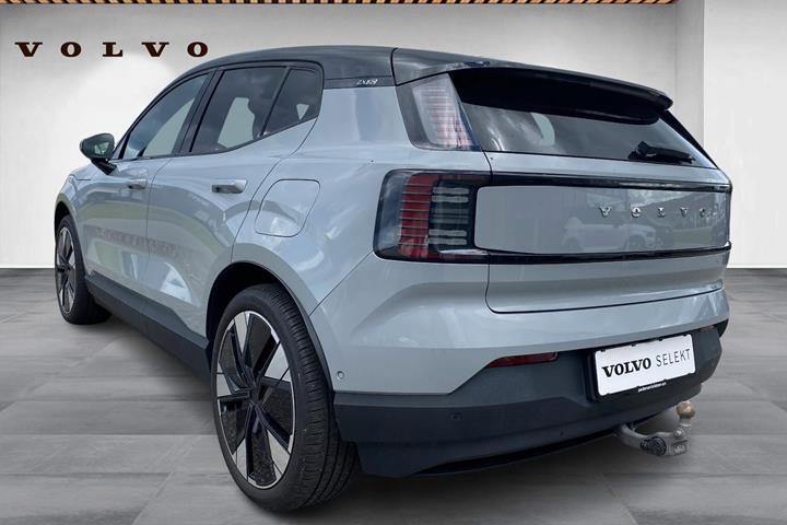 Grå Volvo EX30 fra 2025