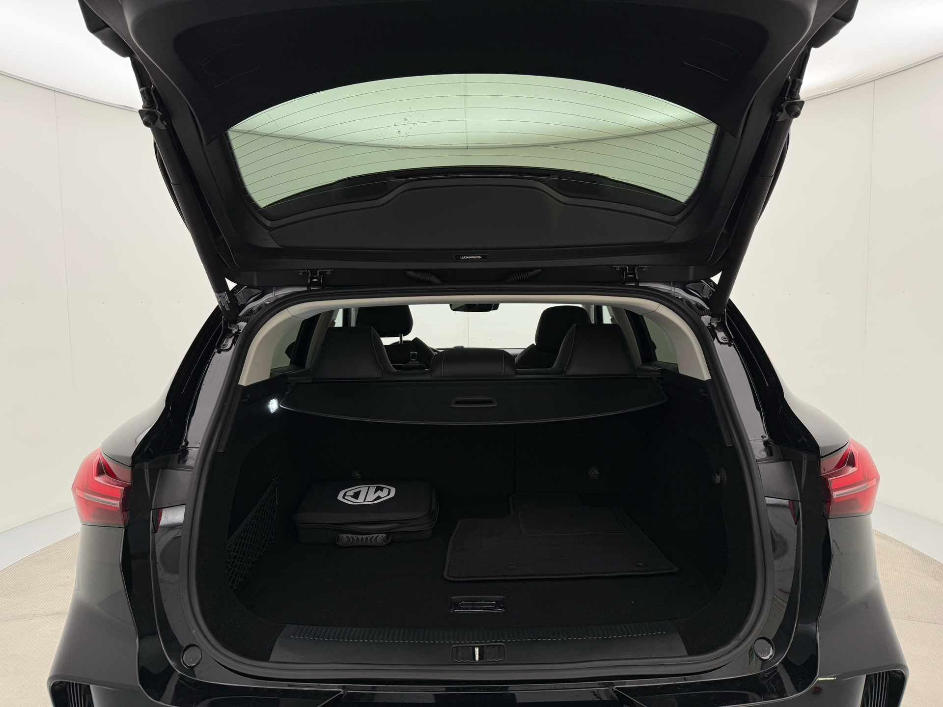 Sort MG Marvel R fra 2024