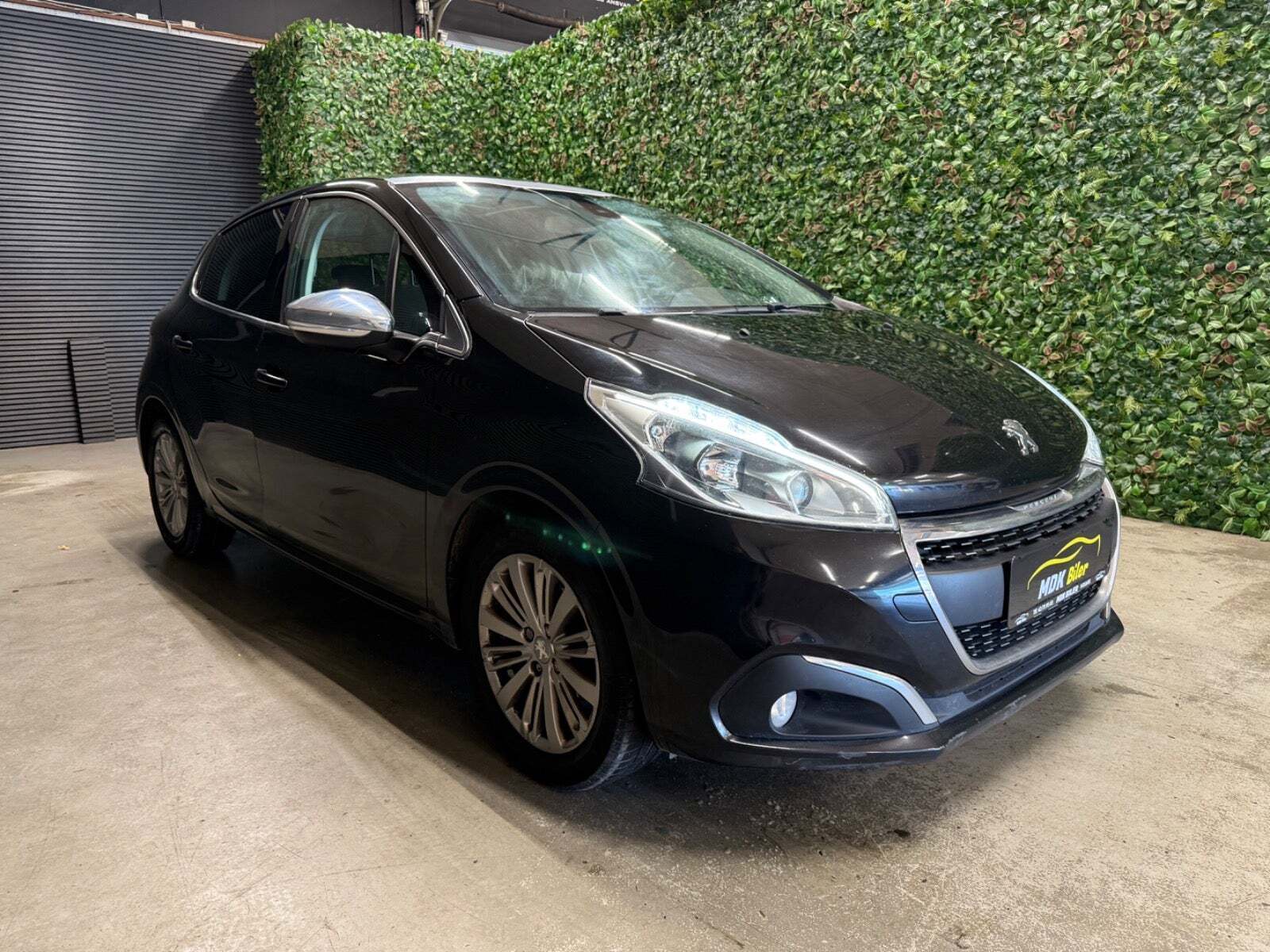 Peugeot 208 1,2 PureTech 82 Allure Sky
