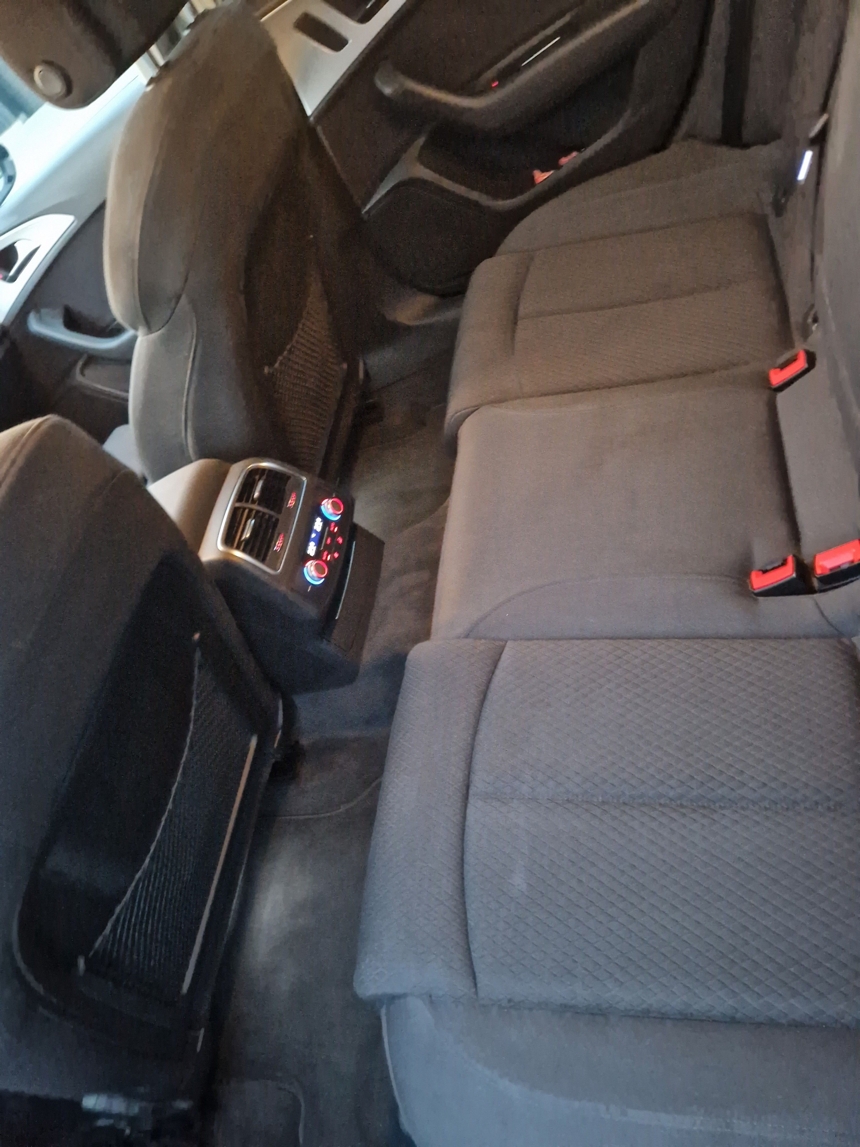 Sort Audi A6 fra 2015