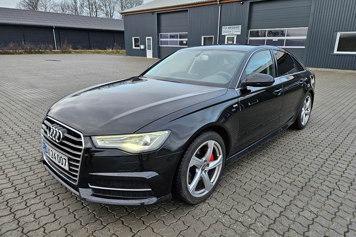 Sort Audi A6 fra 2015