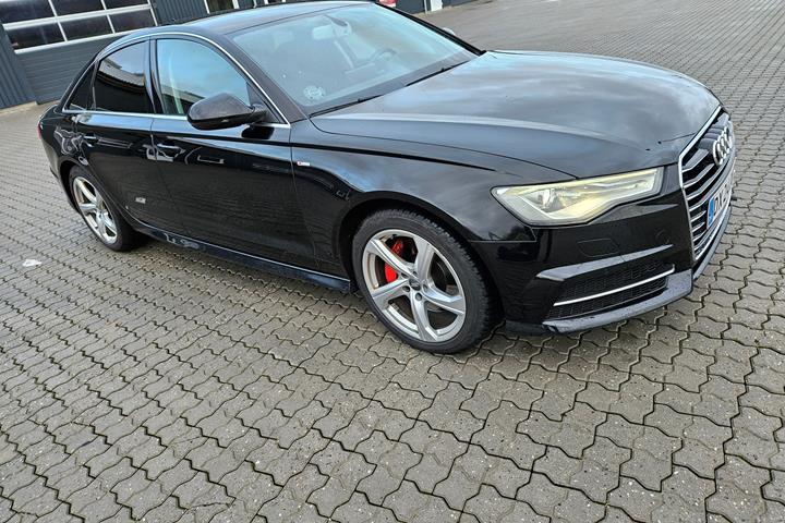 Sort Audi A6 fra 2015