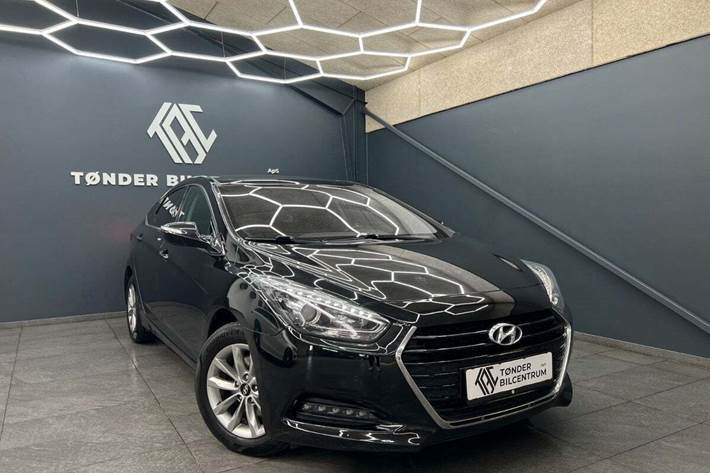 Sort Hyundai i40 fra 2016