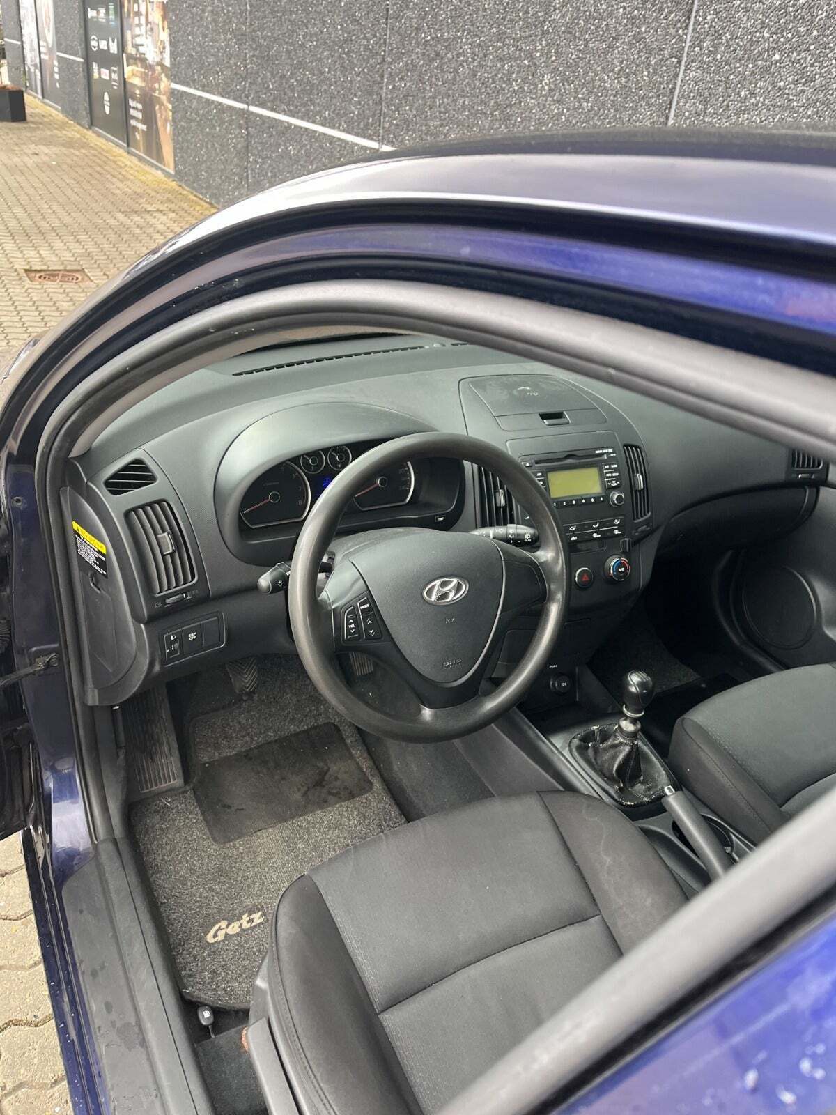 Blå Hyundai i30 fra 2007