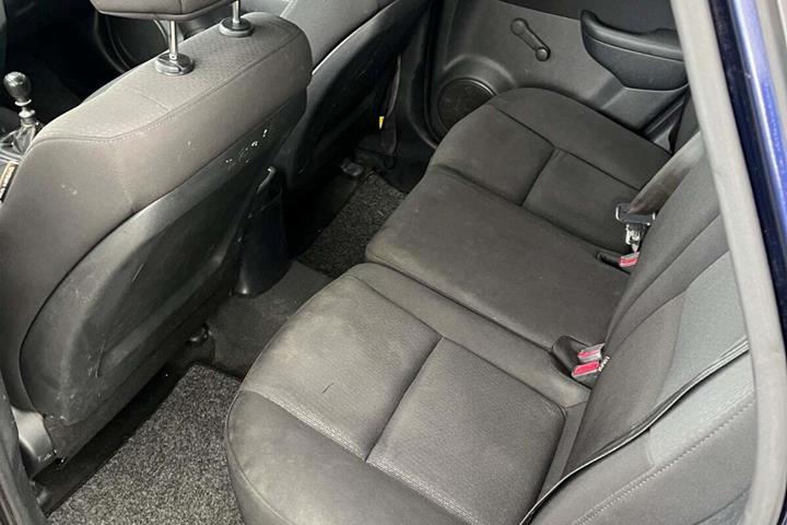Blå Hyundai i30 fra 2007