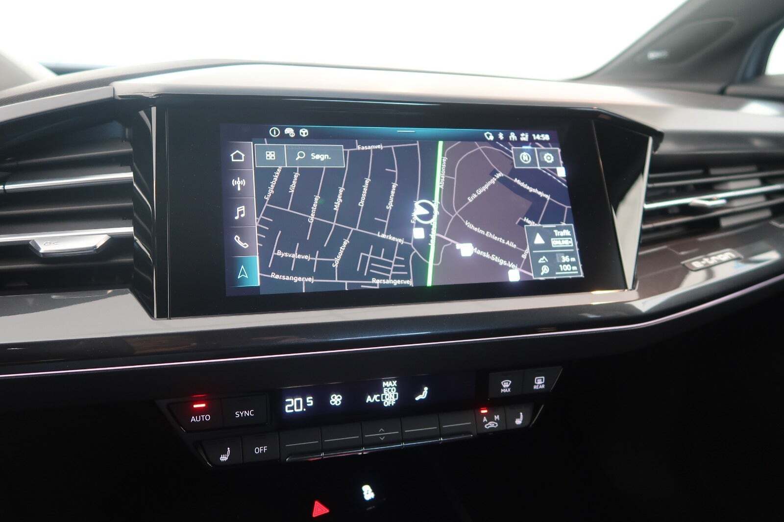 Grå Audi Q4 e-tron fra 2022