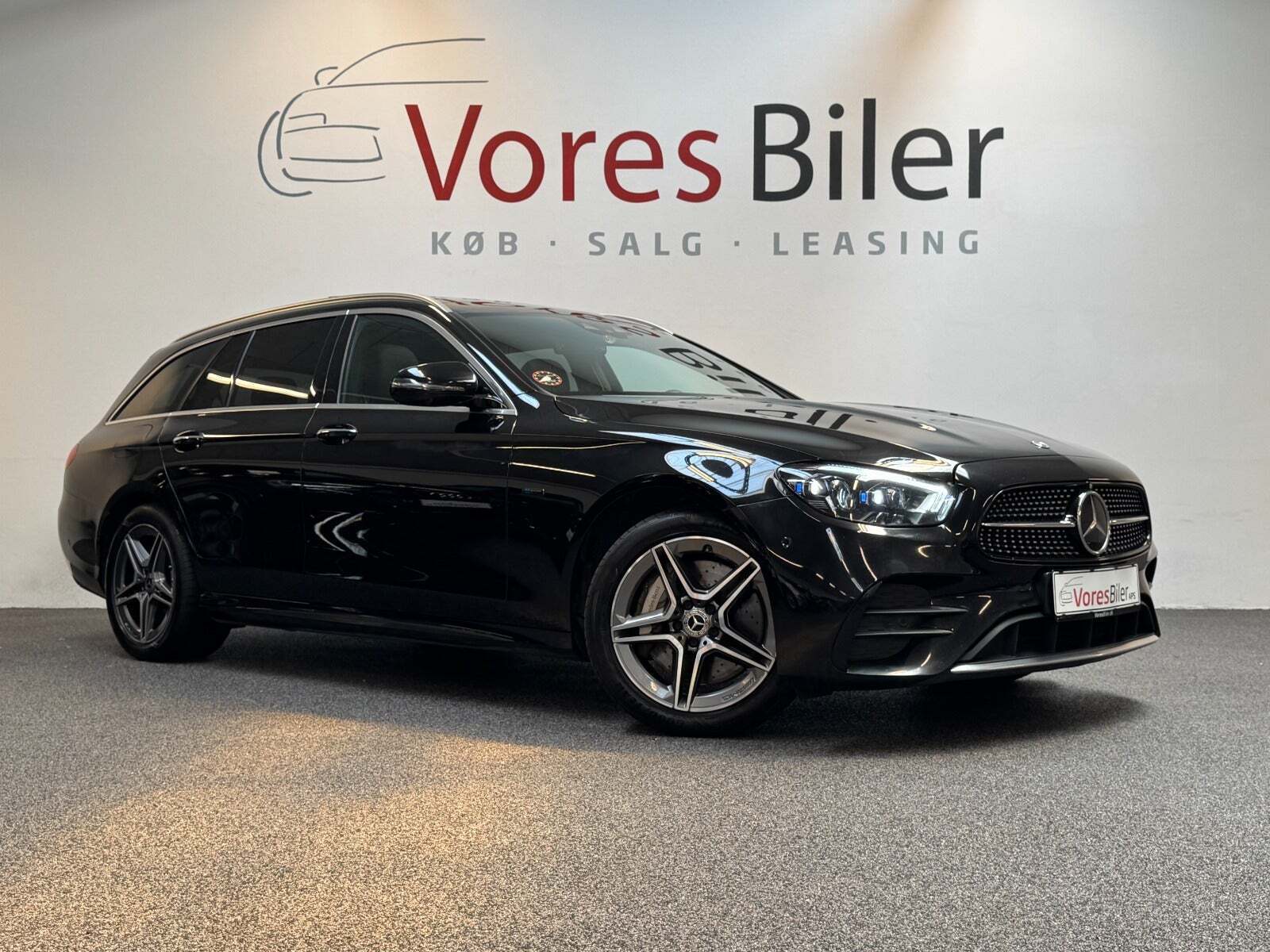 Mercedes E300 de 2,0 AMG Line stc. aut.