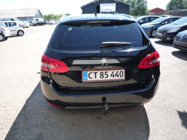 Sort Peugeot 308 fra 2019