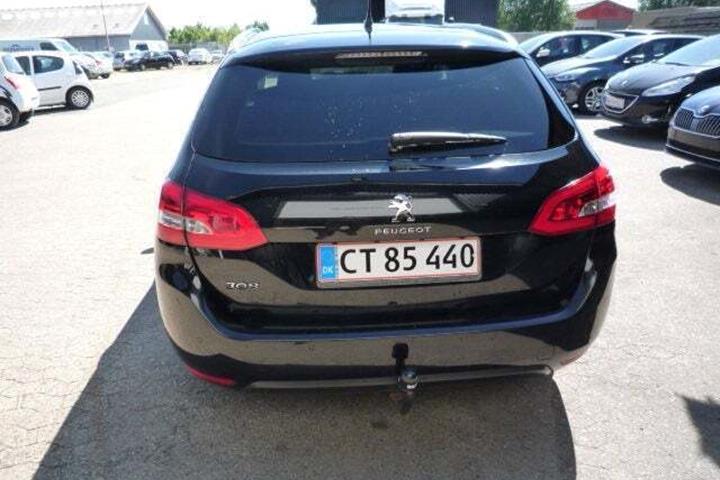 Sort Peugeot 308 fra 2019