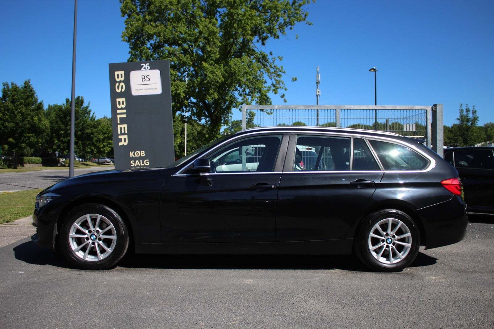 BMW 320i 2,0 Touring Advantage aut.