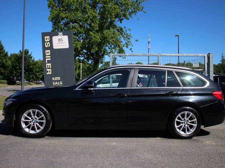 BMW 320i 2,0 Touring Advantage aut.