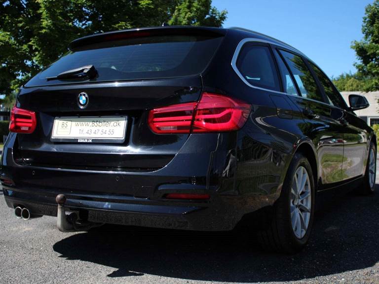 BMW 320i 2,0 Touring Advantage aut.