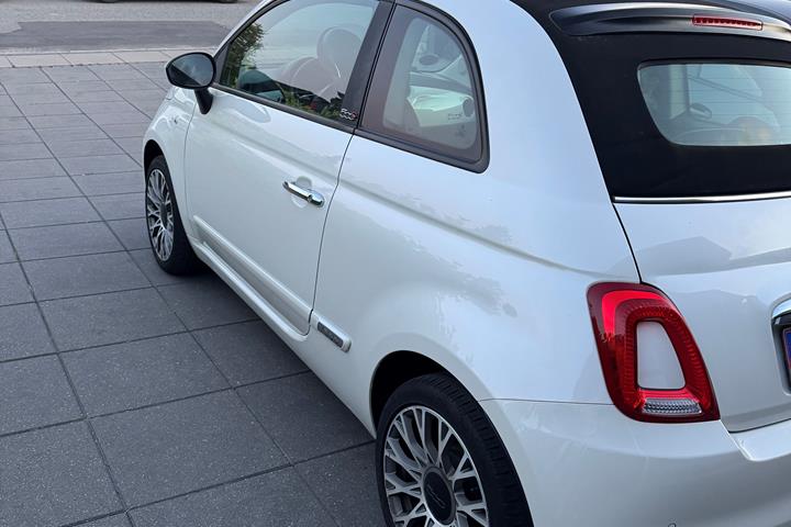 Hvid Fiat 500C fra 2016