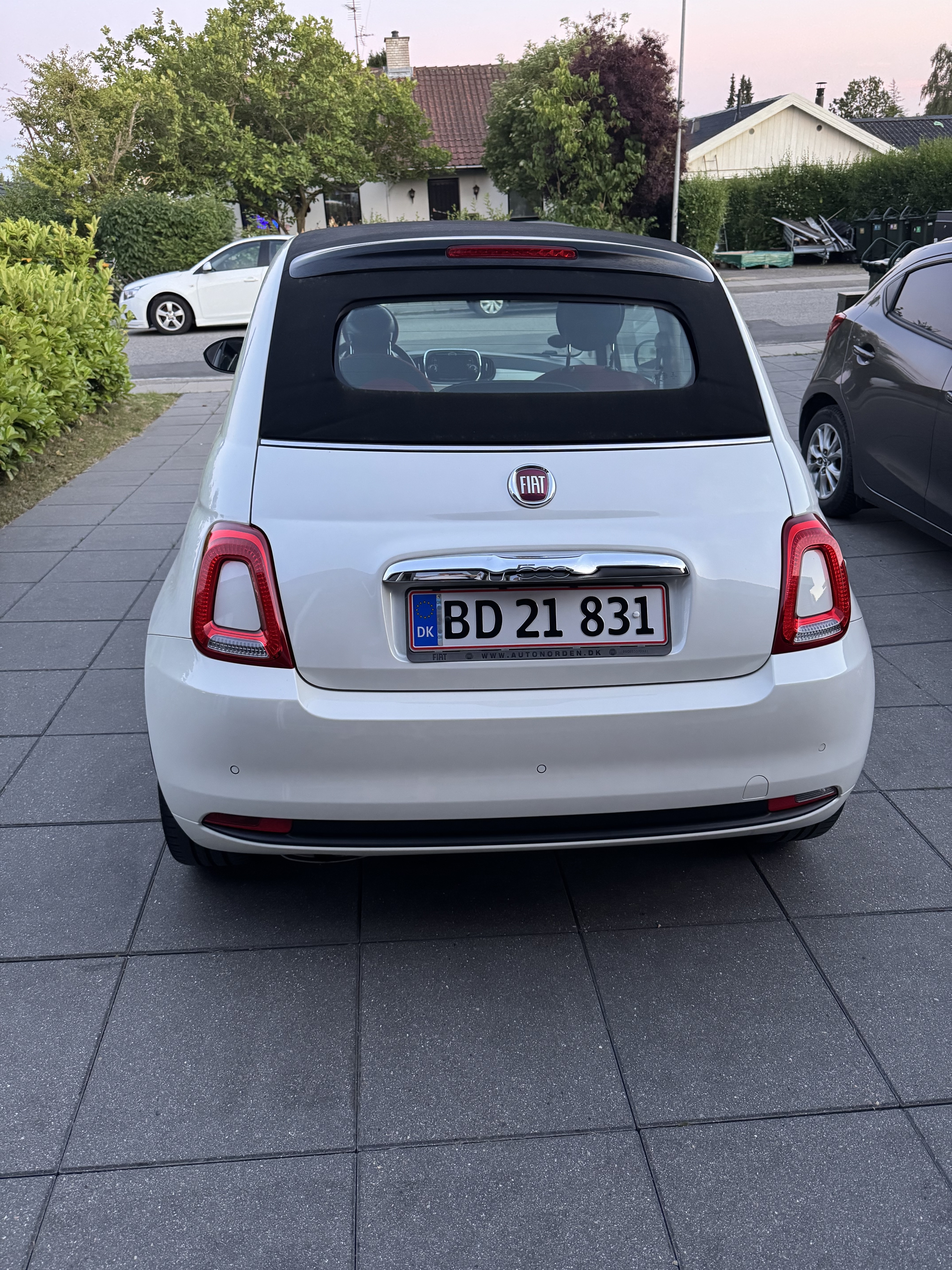 Hvid Fiat 500C fra 2016