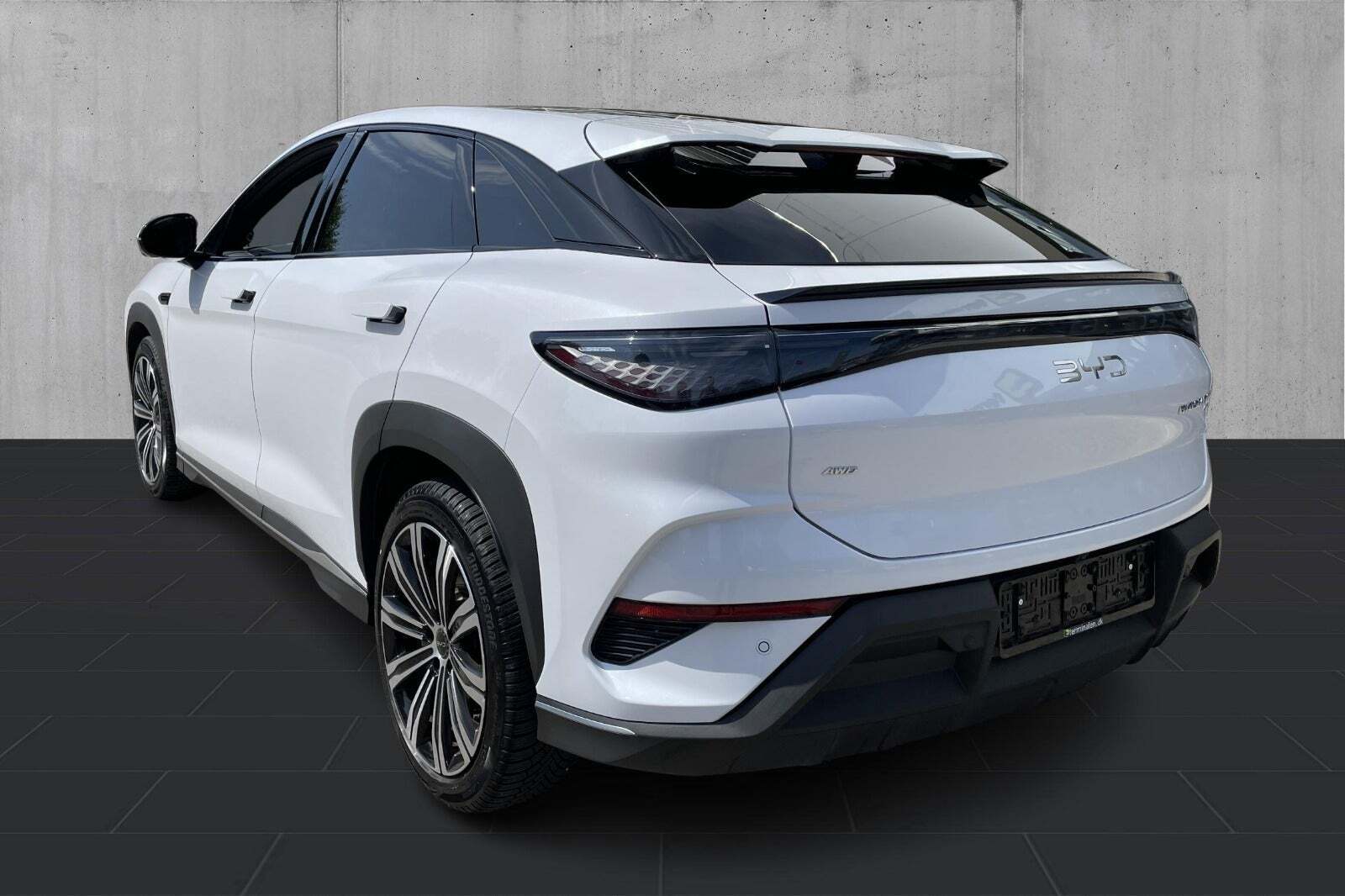 BYD Sealion 7