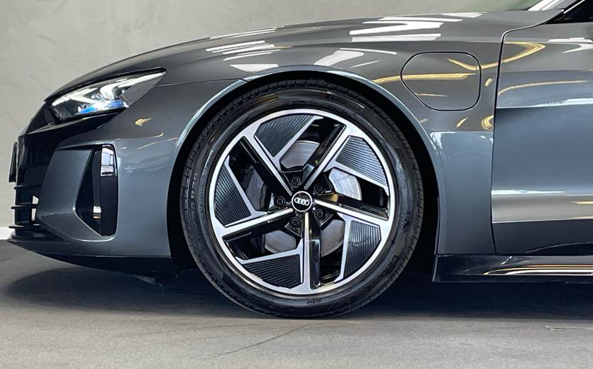 Audi e-tron GT