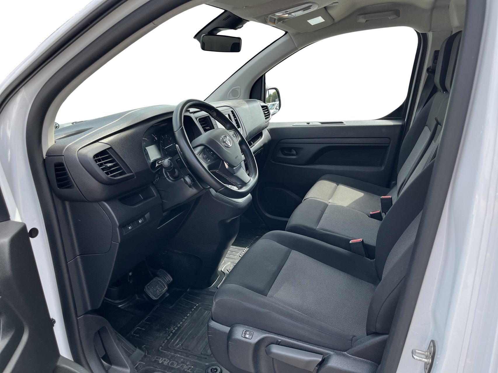 Toyota ProAce 2,0 Long D Comfort Master 144HK Van 8g Aut.