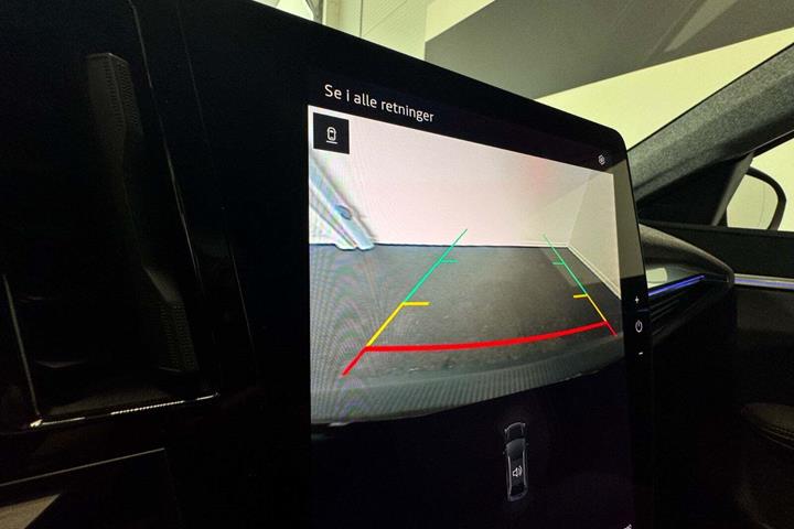 Blå Renault Scenic E-Tech fra 2025