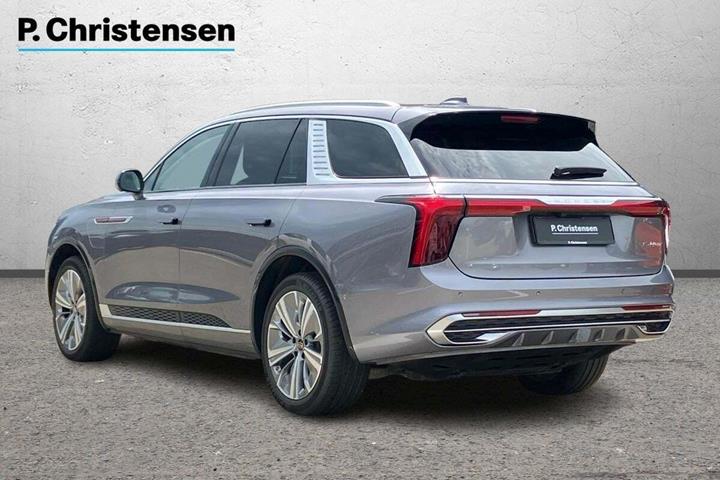 Grå Hongqi E-HS9 fra 2024