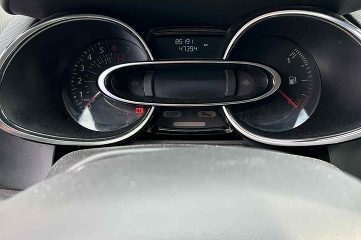 Rød Renault Ny Clio fra 2016