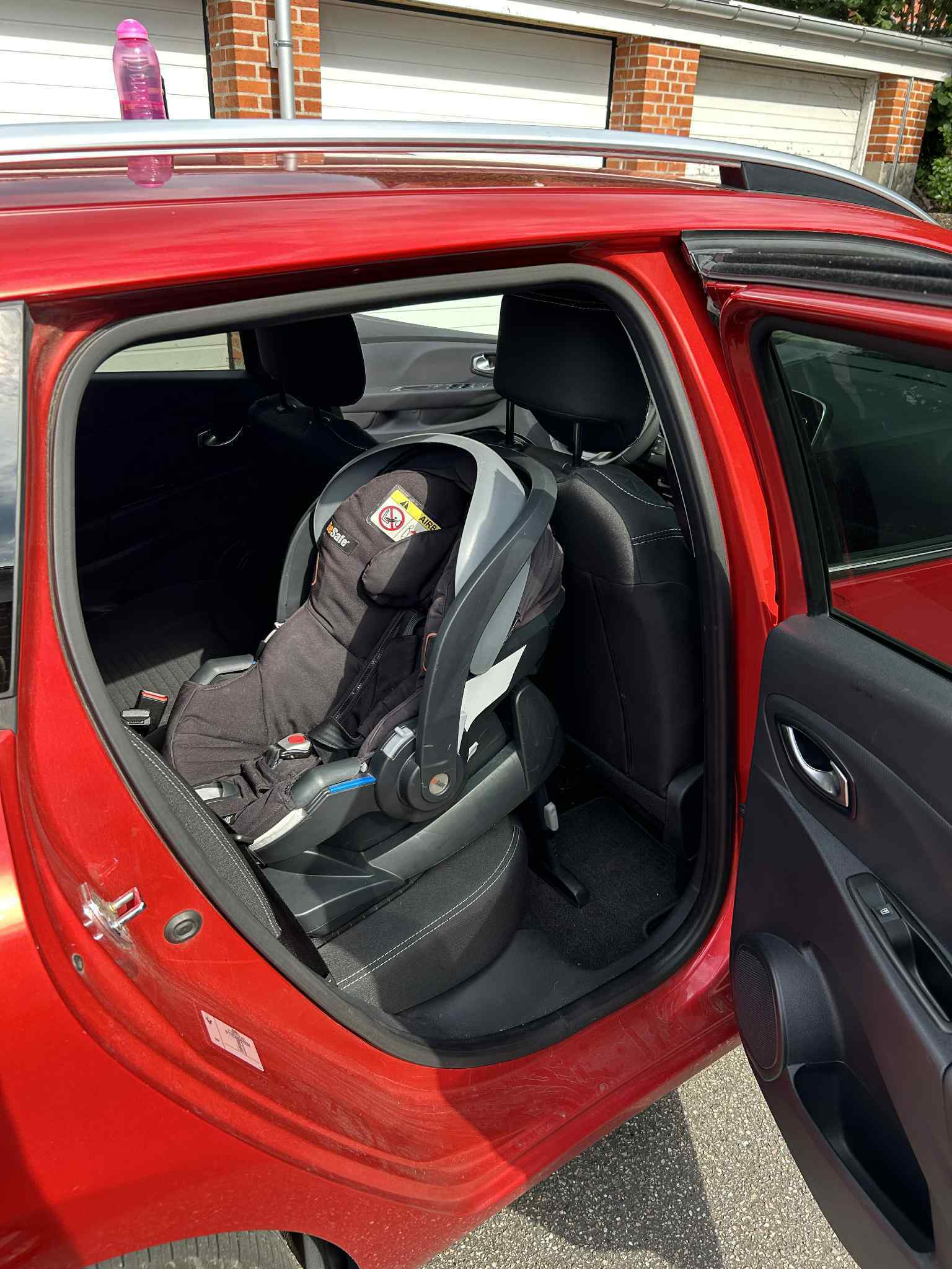 Rød Renault Ny Clio fra 2016
