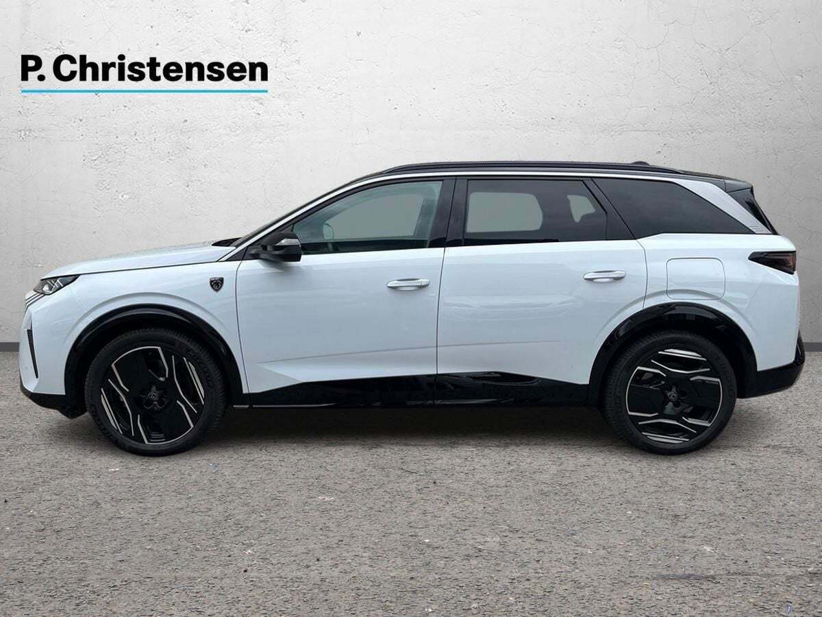 Peugeot e-5008 77 GT 7prs