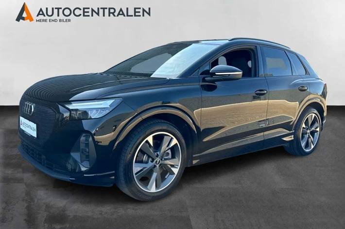Sort Audi Q4 e-tron fra 2021 set udefra