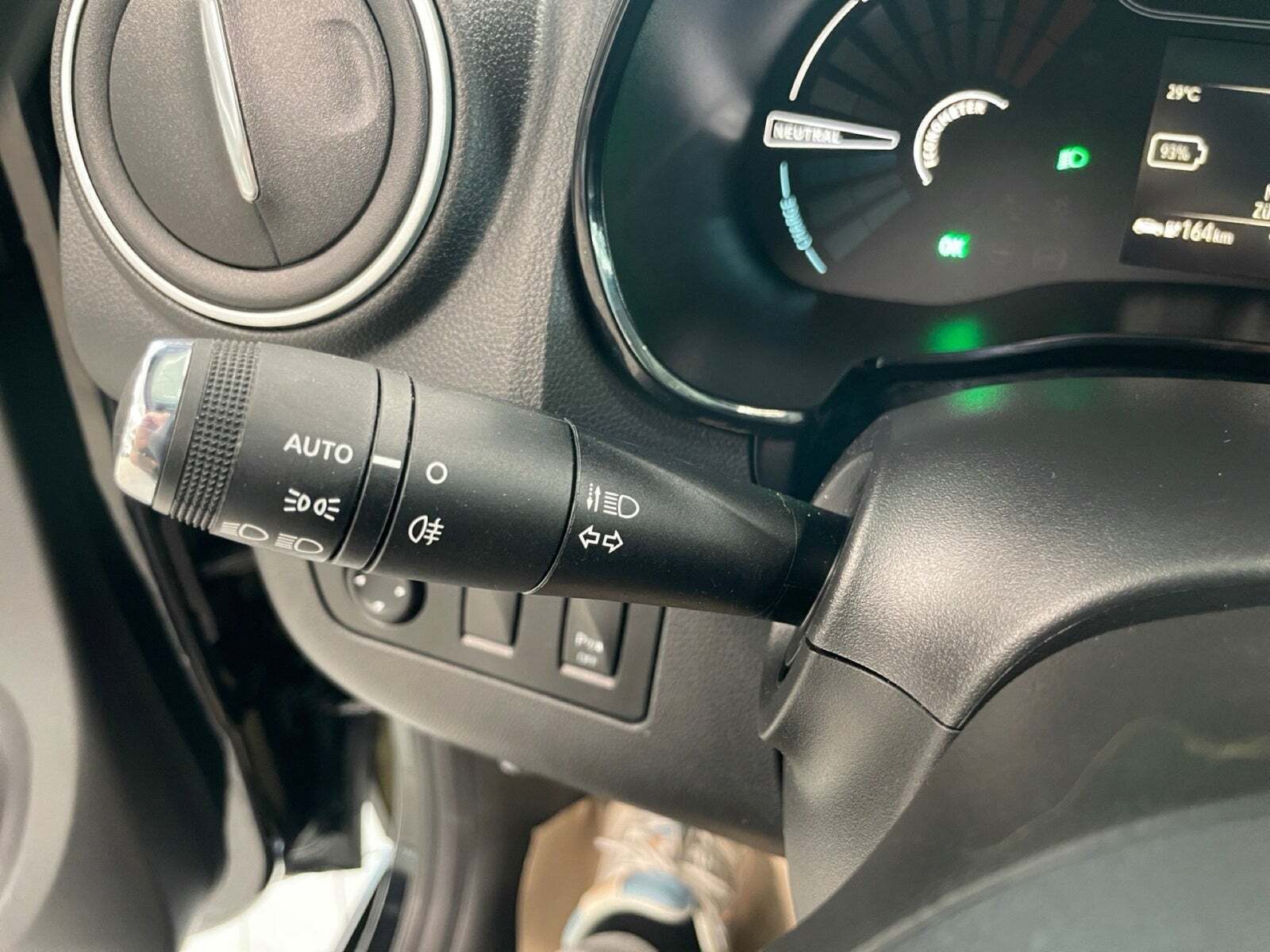 Sort Dacia Spring fra 2023