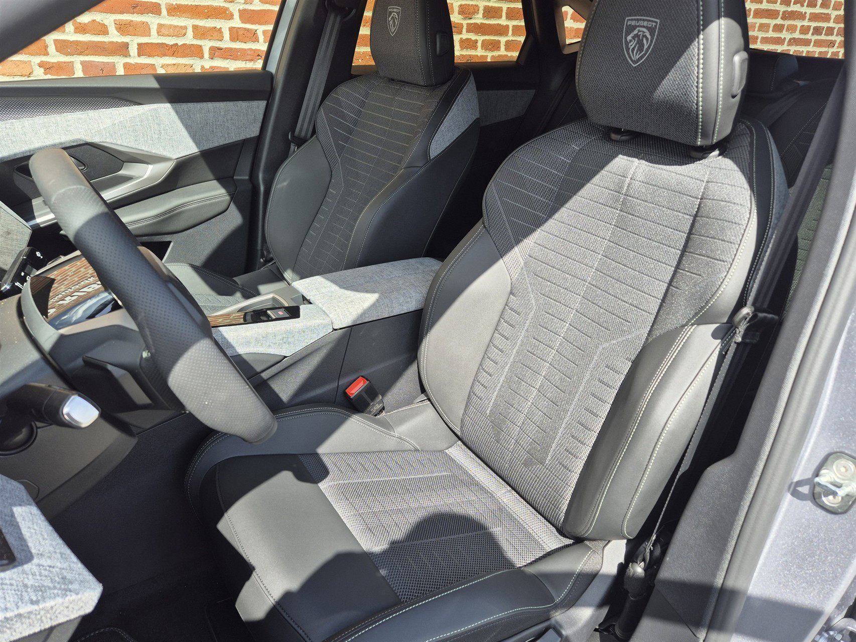 Peugeot e-3008 EL GT Pack 210HK 5d Aut.