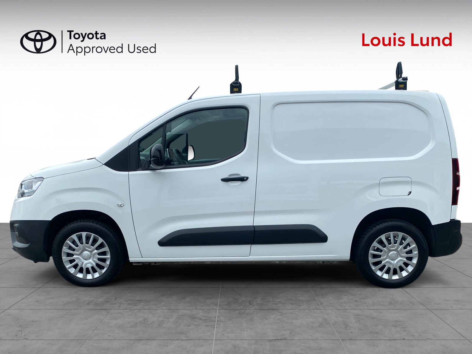 Hvid Toyota ProAce City fra 2022