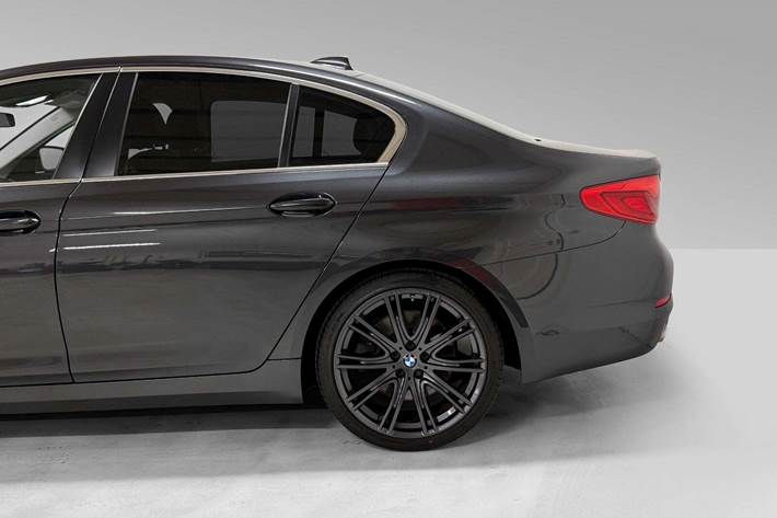 Sort BMW 530d fra 2017