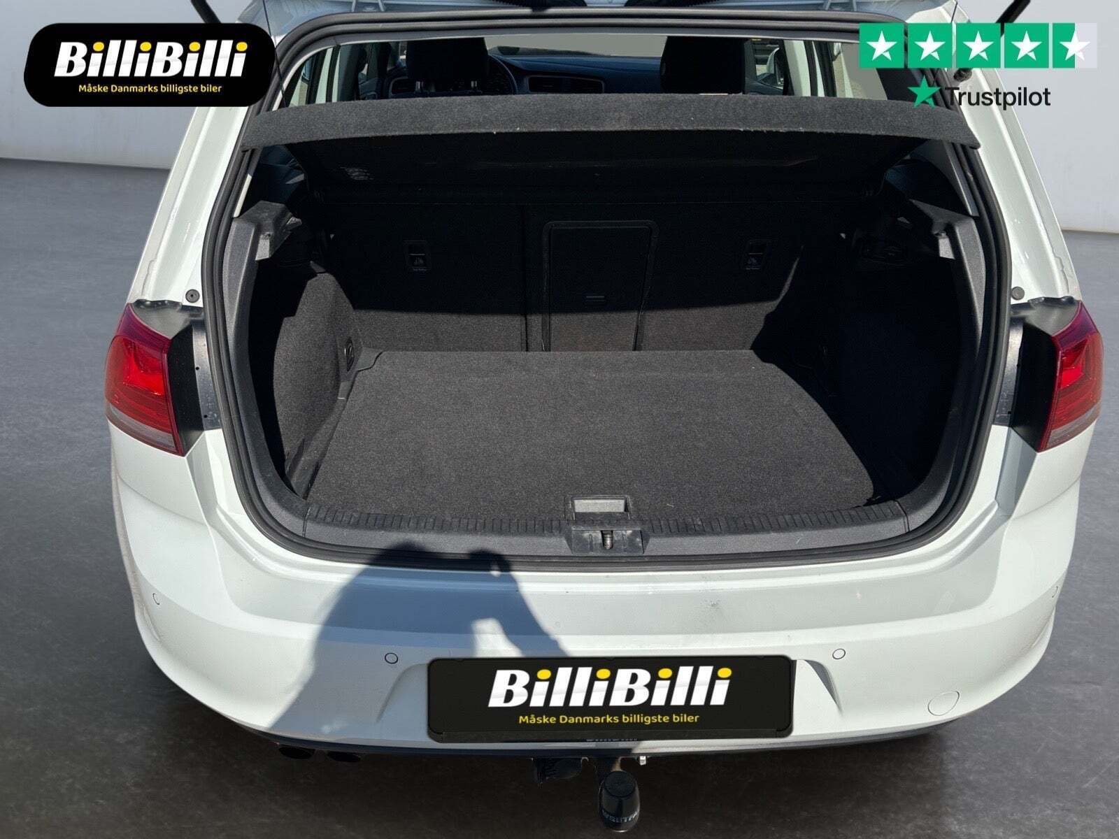 Hvid VW Golf VII fra 2014