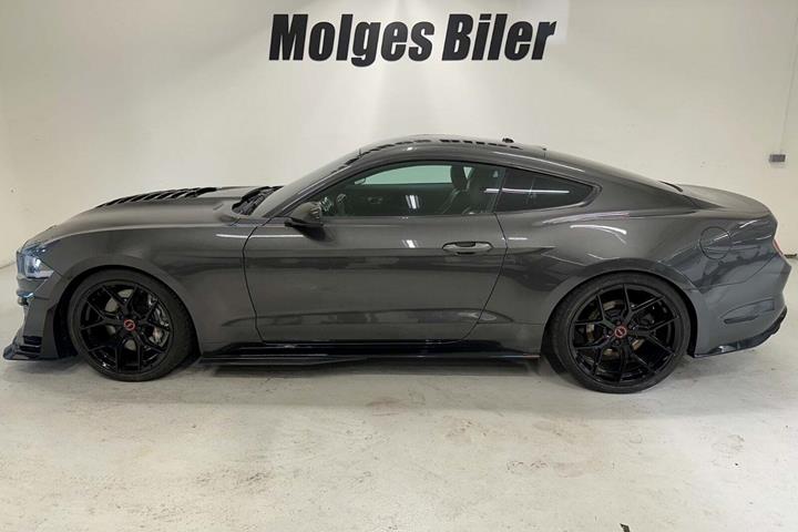 Gul Ford Mustang fra 2020