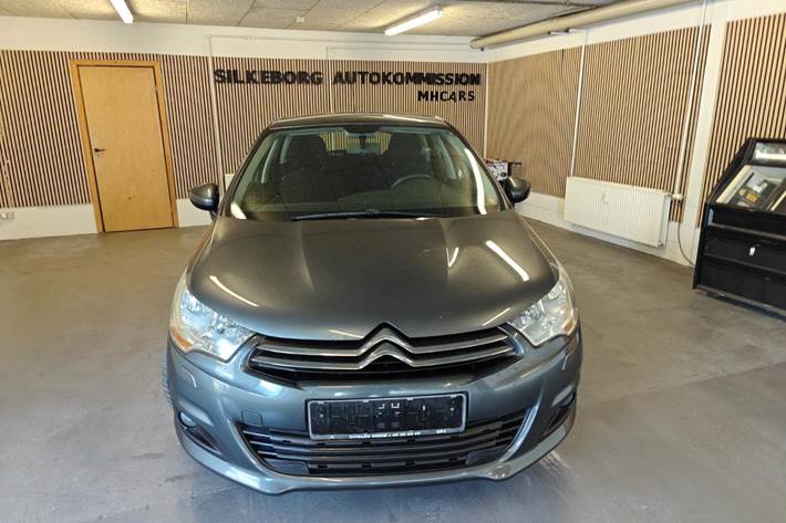 Gul Citroën C4 fra 2014
