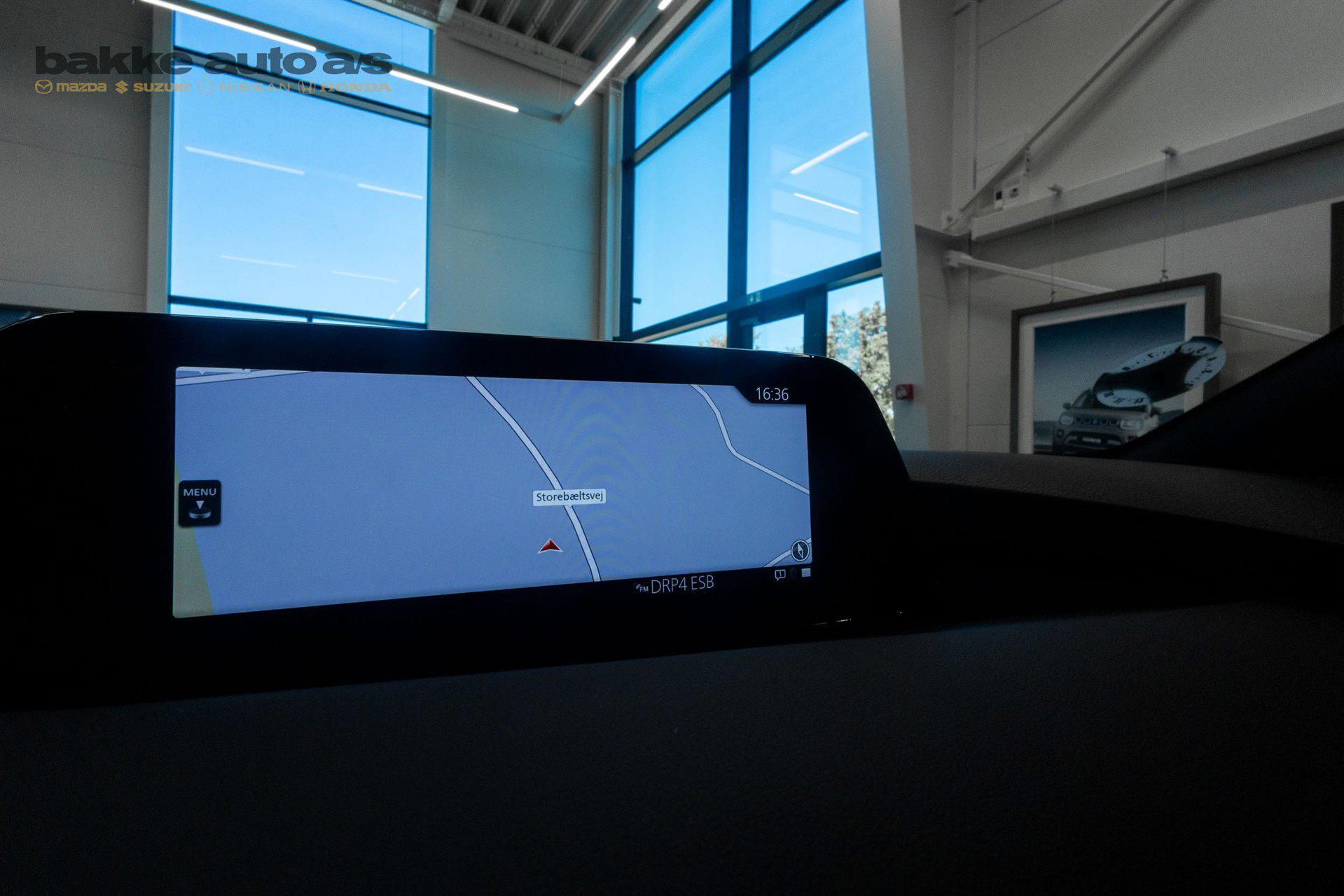 Hvid Mazda 3 fra 2023