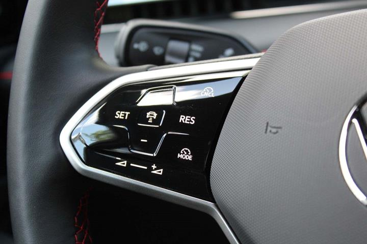 Hvid VW ID.7 fra 2025