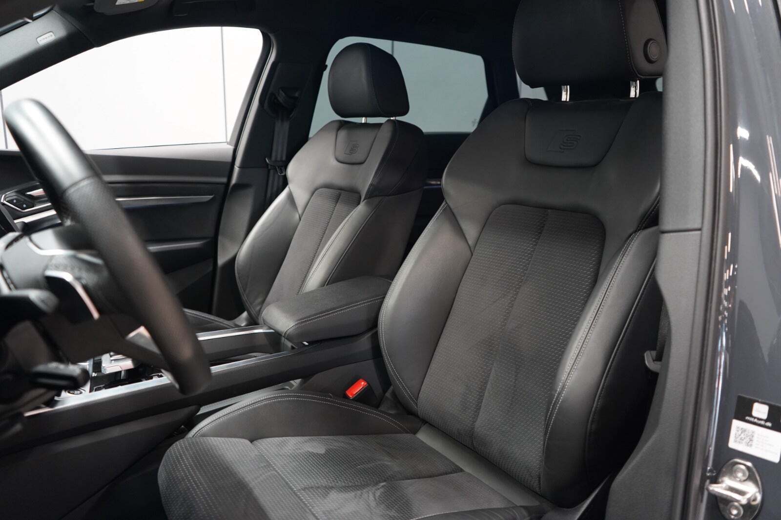 Audi Q8 e-tron 55 S-line quattro