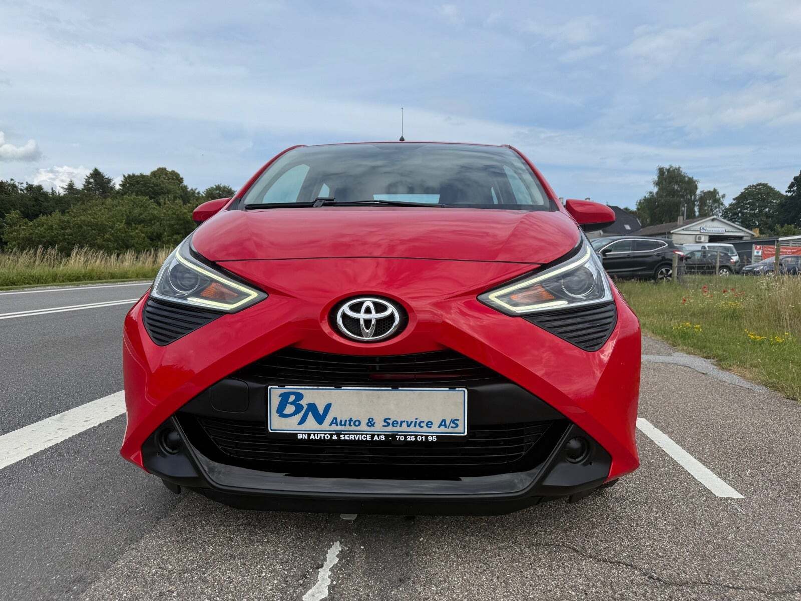 Rød Toyota Aygo fra 2018