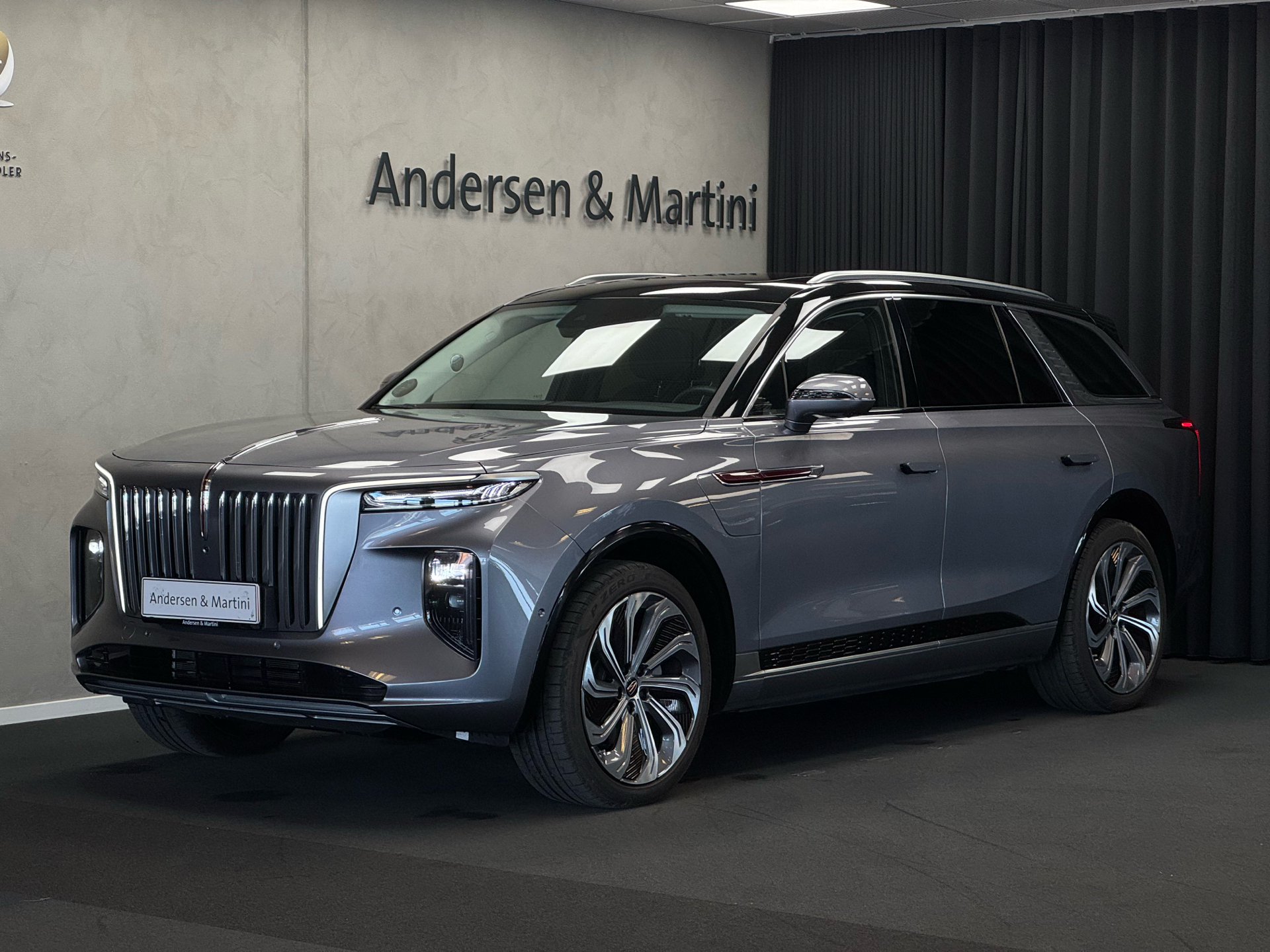 Hongqi E-HS9 EL Exclusive+ 4x4 551HK 5d Aut.