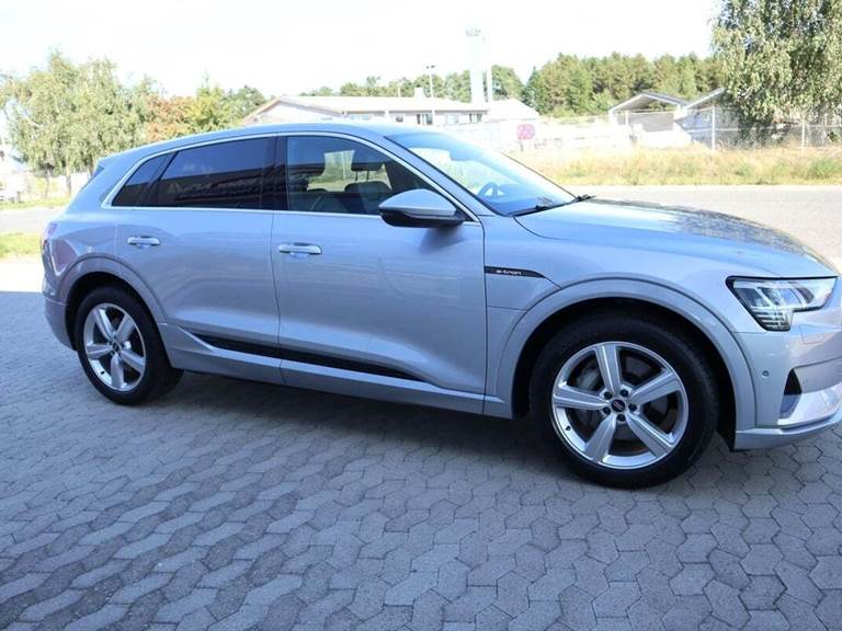 Audi e-tron 55 Advanced Prestige quattro