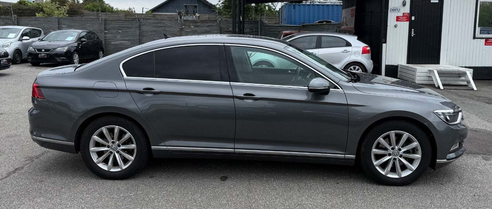 VW Passat