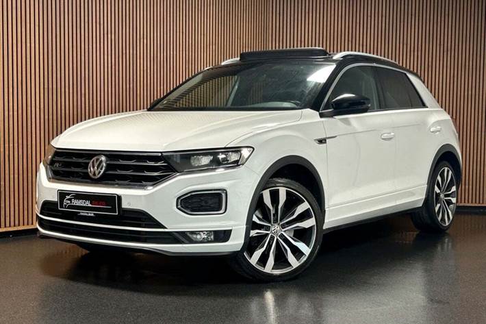 Hvid VW T-Roc fra 2018 set udefra