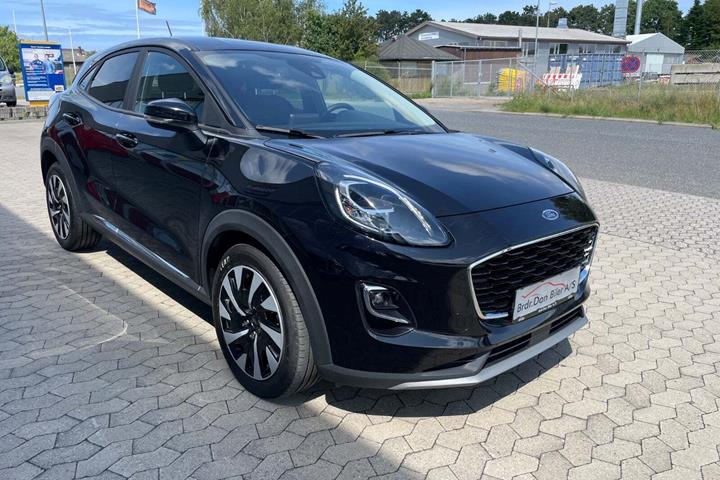 Sort Ford Puma fra 2022