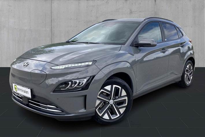 Grå Hyundai Kona fra 2020 set udefra