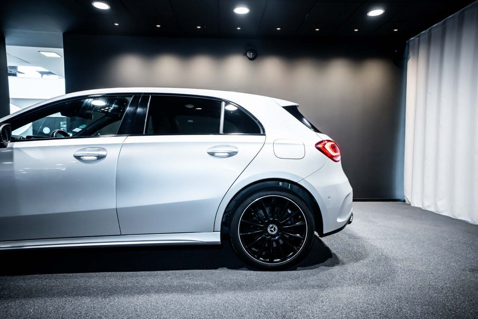 Sølv Mercedes A250 e fra 2020